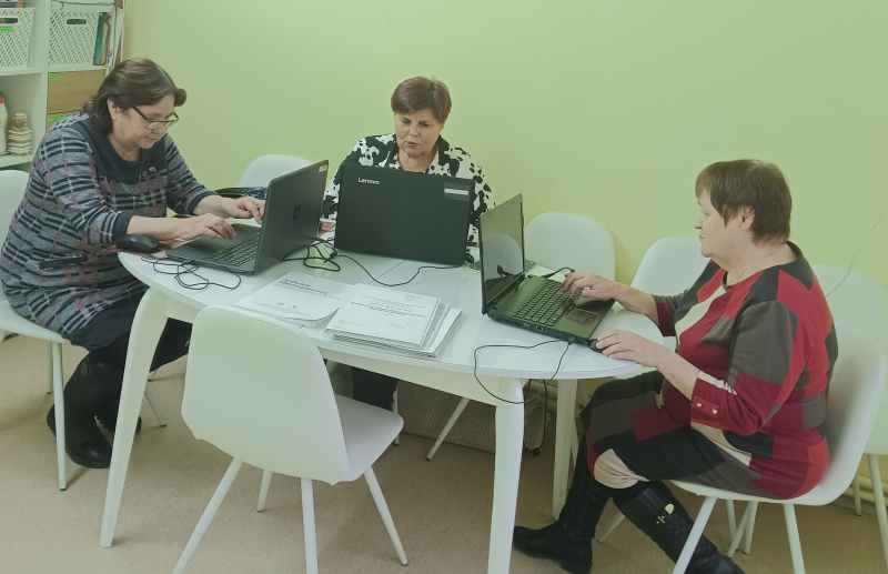 Обучение граждан старшего поколения по основам компьютерной грамотности