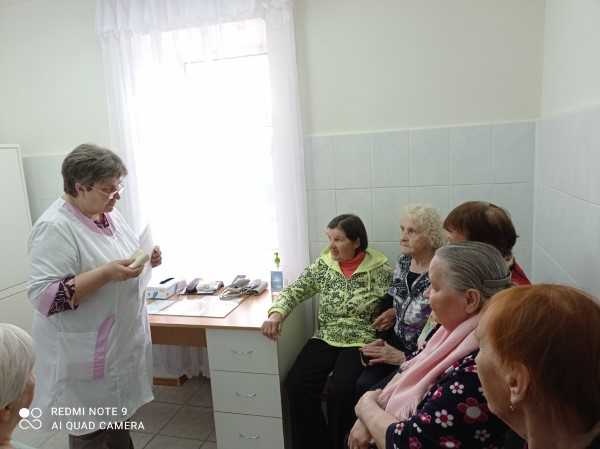 Беседа с фельдшером в отделении 