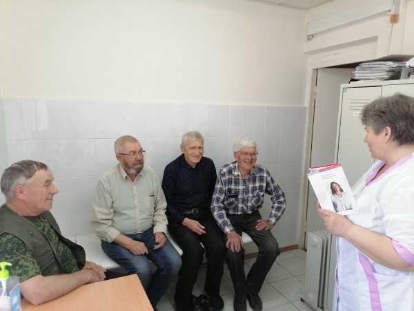 Беседа с фельдшером в отделении 