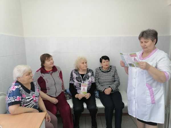 Беседа с фельдшером в отделении 