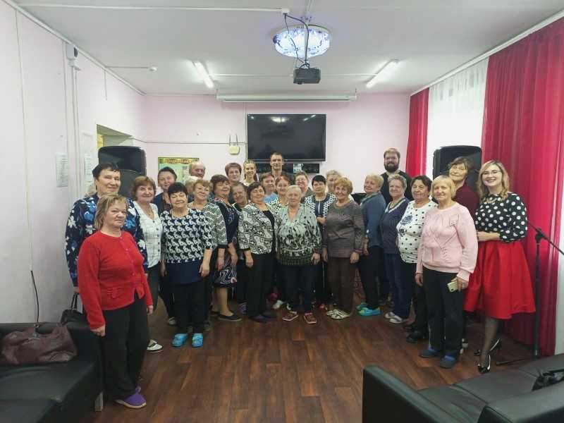 Декада пожилых людей