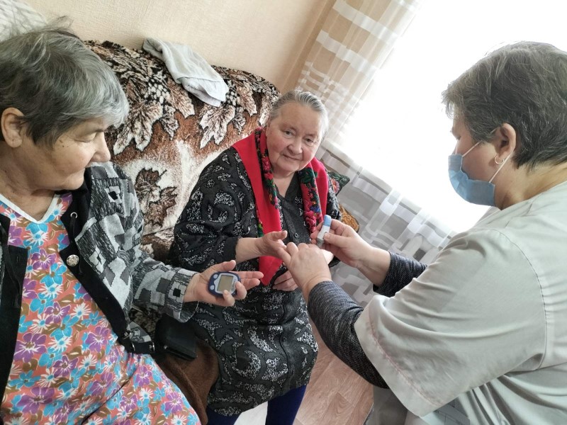 Беседа с фельдшером в отделении 