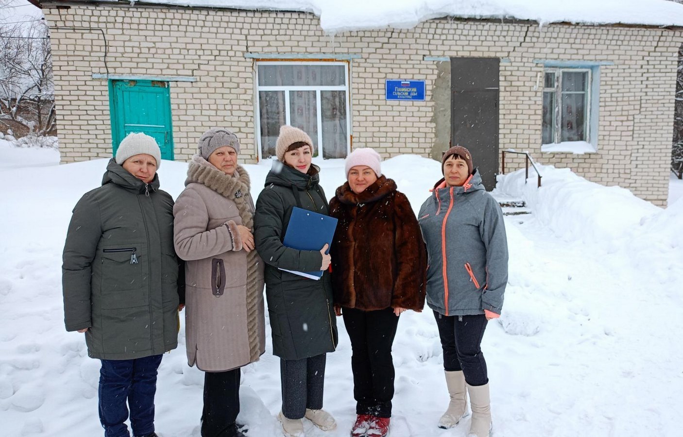 Мобильная бригада посетила жителей Панино