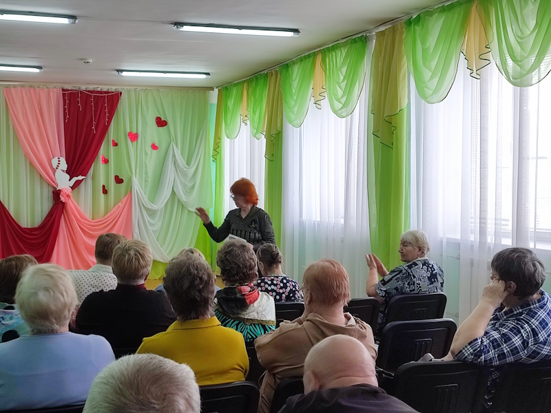 Встреча с участниками клуба «Рефрен»